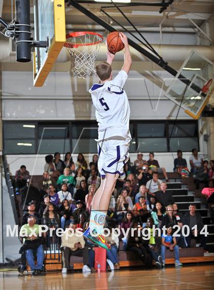 Thumbnail 1 in San Diego Senior All-Star Game (Slam Dunk Contest) photogallery.