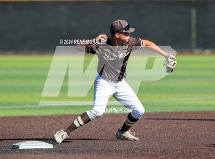 Thumbnail 2 in Notre Dame (SO) vs St Francis photogallery.