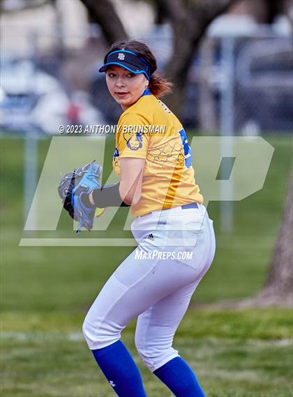 Thumbnail 3 in Del Campo vs. Reno (Stephanie LeDoux Tournament) photogallery.