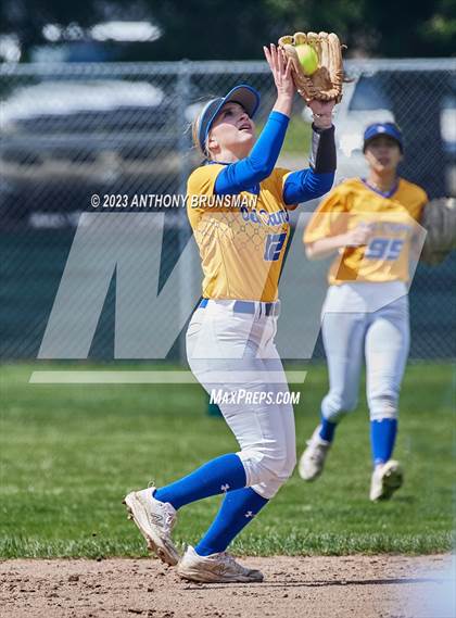 Thumbnail 2 in Del Campo vs. Reno (Stephanie LeDoux Tournament) photogallery.
