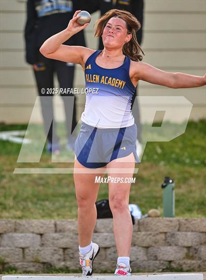Thumbnail 2 in Rosehill Eagle Relays (Shot Put) photogallery.