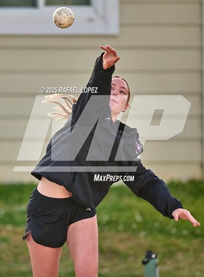 Thumbnail 2 in Rosehill Eagle Relays (Shot Put) photogallery.