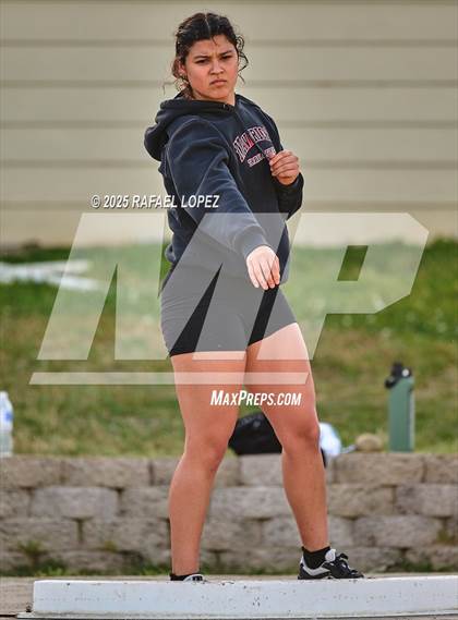 Thumbnail 2 in Rosehill Eagle Relays (Shot Put) photogallery.