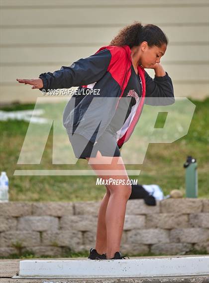 Thumbnail 3 in Rosehill Eagle Relays (Shot Put) photogallery.