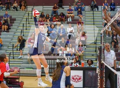 Thumbnail 3 in McKinney Boyd @ Plano photogallery.