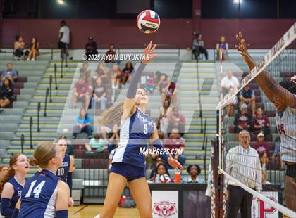 Thumbnail 2 in McKinney Boyd @ Plano photogallery.