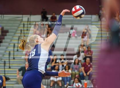 Thumbnail 1 in McKinney Boyd @ Plano photogallery.