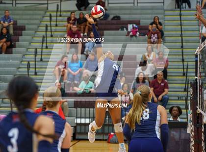 Thumbnail 1 in McKinney Boyd @ Plano photogallery.