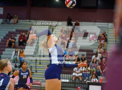 Thumbnail 3 in McKinney Boyd @ Plano photogallery.