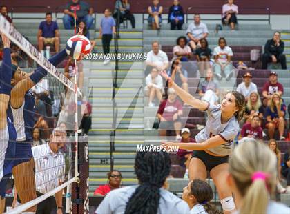 Thumbnail 3 in McKinney Boyd @ Plano photogallery.