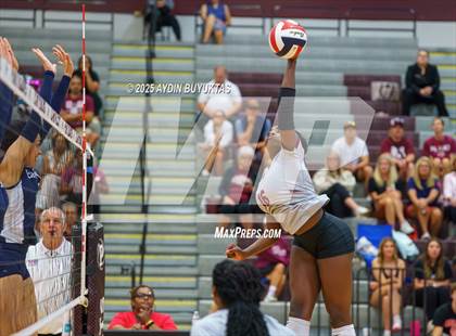 Thumbnail 3 in McKinney Boyd @ Plano photogallery.