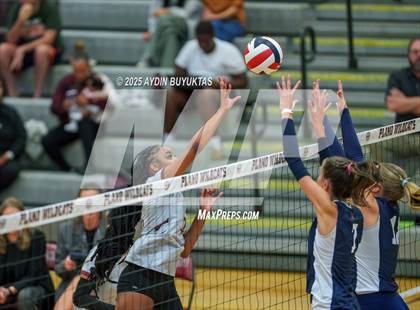 Thumbnail 1 in McKinney Boyd @ Plano photogallery.