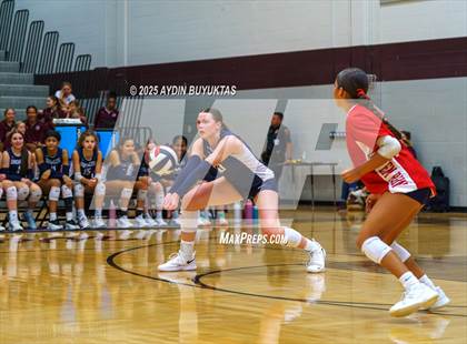 Thumbnail 3 in McKinney Boyd @ Plano photogallery.