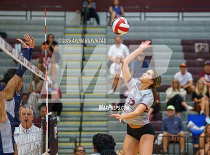 Thumbnail 3 in McKinney Boyd @ Plano photogallery.