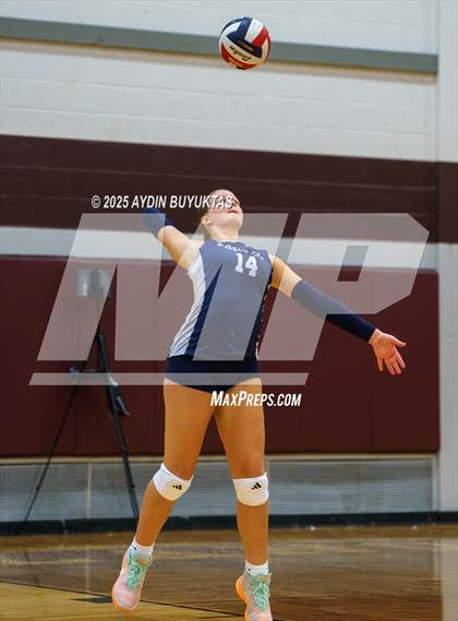 Thumbnail 1 in McKinney Boyd @ Plano photogallery.