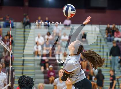 Thumbnail 1 in McKinney Boyd @ Plano photogallery.