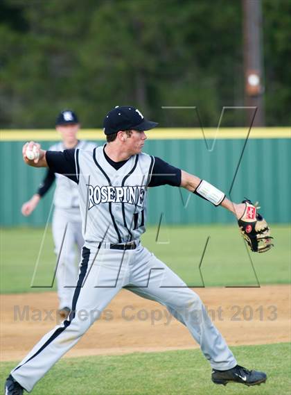 Thumbnail 3 in South Beauregard vs Rosepine (Coleman's Lawn Care Knight Classic) photogallery.
