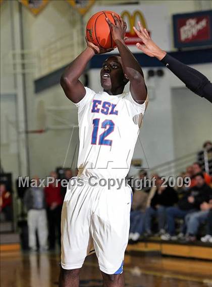 Thumbnail 1 in Simeon vs. East St. Louis (Best of the Midwest Shootout) photogallery.