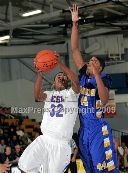 Thumbnail 2 in Simeon vs. East St. Louis (Best of the Midwest Shootout) photogallery.