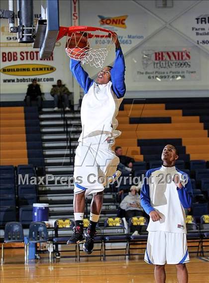 Thumbnail 2 in Simeon vs. East St. Louis (Best of the Midwest Shootout) photogallery.