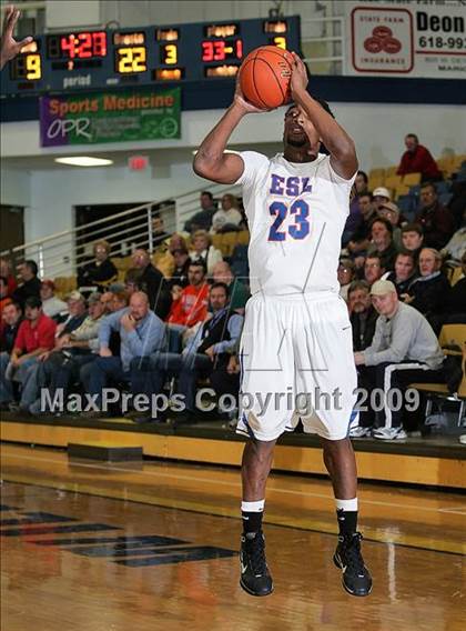 Thumbnail 3 in Simeon vs. East St. Louis (Best of the Midwest Shootout) photogallery.