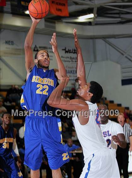 Thumbnail 1 in Simeon vs. East St. Louis (Best of the Midwest Shootout) photogallery.