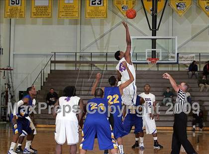 Thumbnail 1 in Simeon vs. East St. Louis (Best of the Midwest Shootout) photogallery.