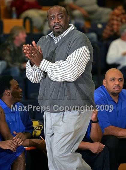 Thumbnail 3 in Simeon vs. East St. Louis (Best of the Midwest Shootout) photogallery.