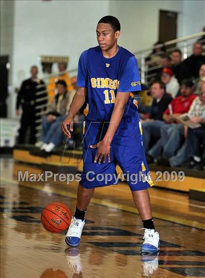 Thumbnail 2 in Simeon vs. East St. Louis (Best of the Midwest Shootout) photogallery.