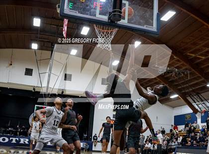 Thumbnail 2 in JSerra Catholic @ Notre Dame (SO) photogallery.