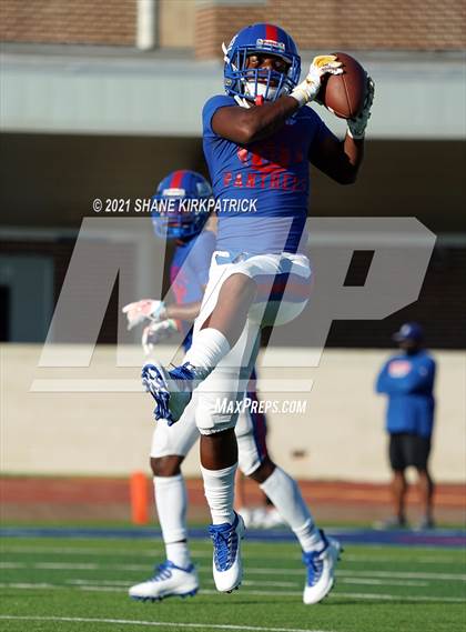 Thumbnail 3 in Mater Dei @ Duncanville photogallery.