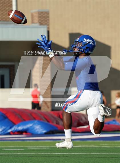 Thumbnail 3 in Mater Dei @ Duncanville photogallery.
