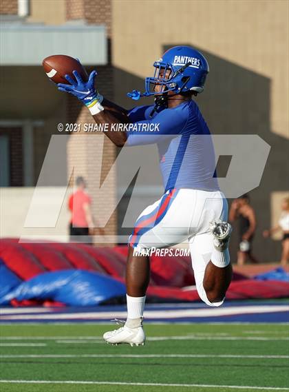 Thumbnail 2 in Mater Dei @ Duncanville photogallery.