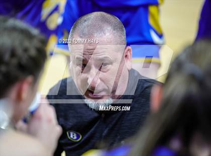 Thumbnail 2 in Hardin-Jefferson vs. Brownsboro (UIL 4A State Final) photogallery.