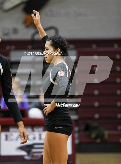 Thumbnail 2 in Selma vs. Fresno Christian (CIF CS D5 Quarterfinal) photogallery.