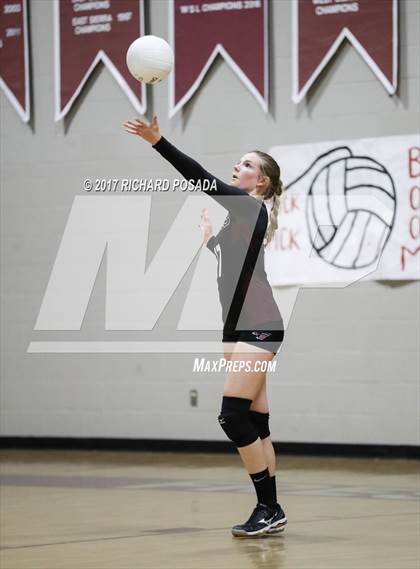 Thumbnail 2 in Selma vs. Fresno Christian (CIF CS D5 Quarterfinal) photogallery.