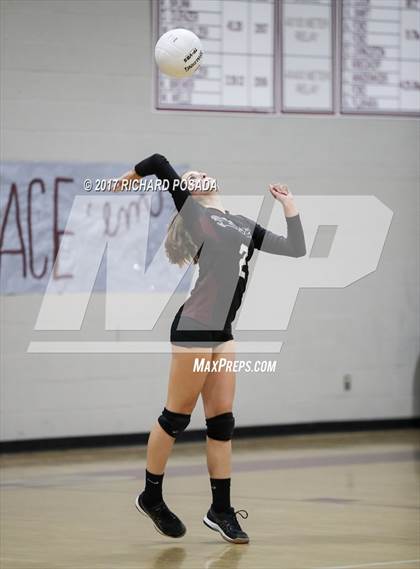 Thumbnail 3 in Selma vs. Fresno Christian (CIF CS D5 Quarterfinal) photogallery.