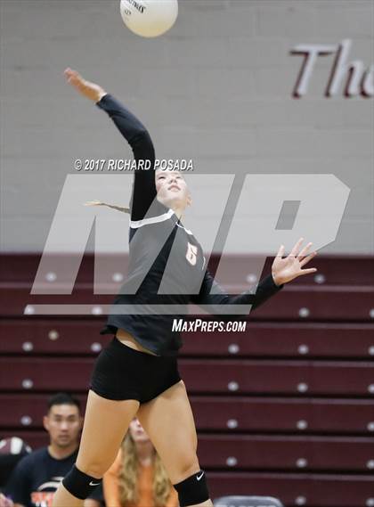 Thumbnail 2 in Selma vs. Fresno Christian (CIF CS D5 Quarterfinal) photogallery.