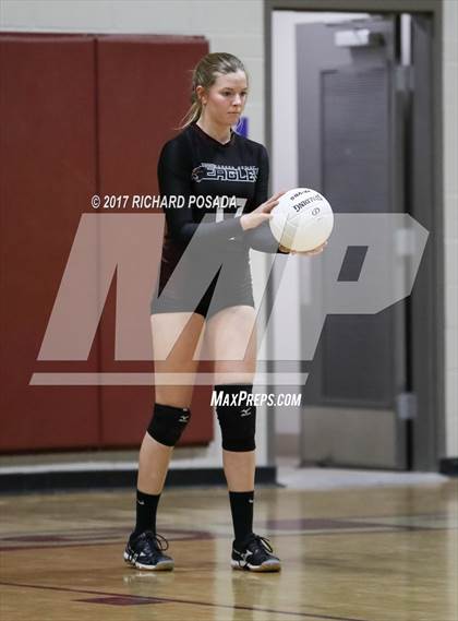Thumbnail 1 in Selma vs. Fresno Christian (CIF CS D5 Quarterfinal) photogallery.