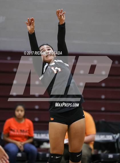 Thumbnail 3 in Selma vs. Fresno Christian (CIF CS D5 Quarterfinal) photogallery.