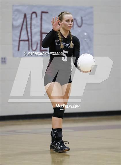 Thumbnail 2 in Selma vs. Fresno Christian (CIF CS D5 Quarterfinal) photogallery.