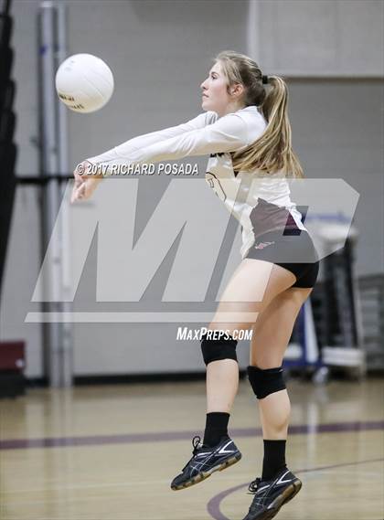 Thumbnail 1 in Selma vs. Fresno Christian (CIF CS D5 Quarterfinal) photogallery.