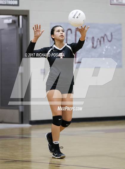 Thumbnail 3 in Selma vs. Fresno Christian (CIF CS D5 Quarterfinal) photogallery.