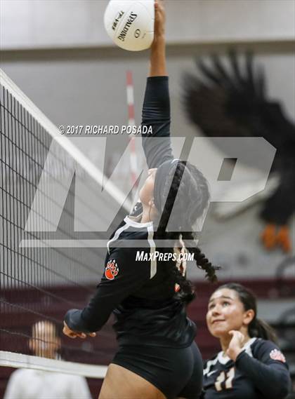 Thumbnail 1 in Selma vs. Fresno Christian (CIF CS D5 Quarterfinal) photogallery.
