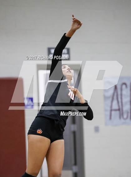 Thumbnail 1 in Selma vs. Fresno Christian (CIF CS D5 Quarterfinal) photogallery.