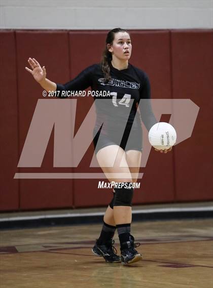 Thumbnail 3 in Selma vs. Fresno Christian (CIF CS D5 Quarterfinal) photogallery.
