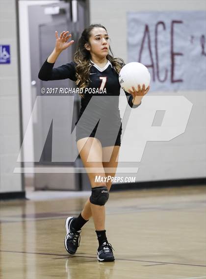 Thumbnail 3 in Selma vs. Fresno Christian (CIF CS D5 Quarterfinal) photogallery.