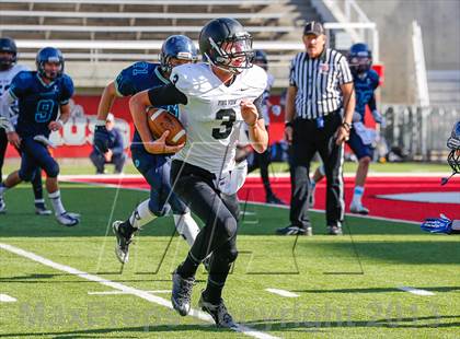 Thumbnail 2 in Pine View vs Juan Diego Catholic (UHSAA 3AA Semifinal) photogallery.