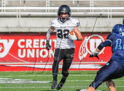 Thumbnail 3 in Pine View vs Juan Diego Catholic (UHSAA 3AA Semifinal) photogallery.