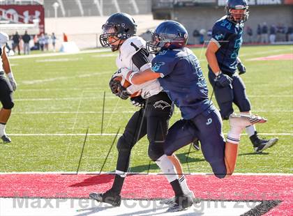 Thumbnail 1 in Pine View vs Juan Diego Catholic (UHSAA 3AA Semifinal) photogallery.